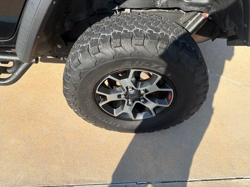 Used 2020 Jeep Wrangler Unlimited Rubicon AWD/4WD image 15