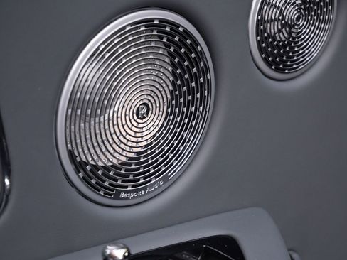 Used 2026 Rolls-Royce Cullinan Black Badge image 25