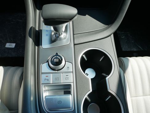 New 2026 Genesis G70 3.3T Sport Prestige image 9