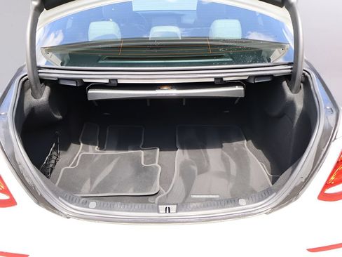 Certified 2017 Mercedes-Benz E 300 4MATIC image 17