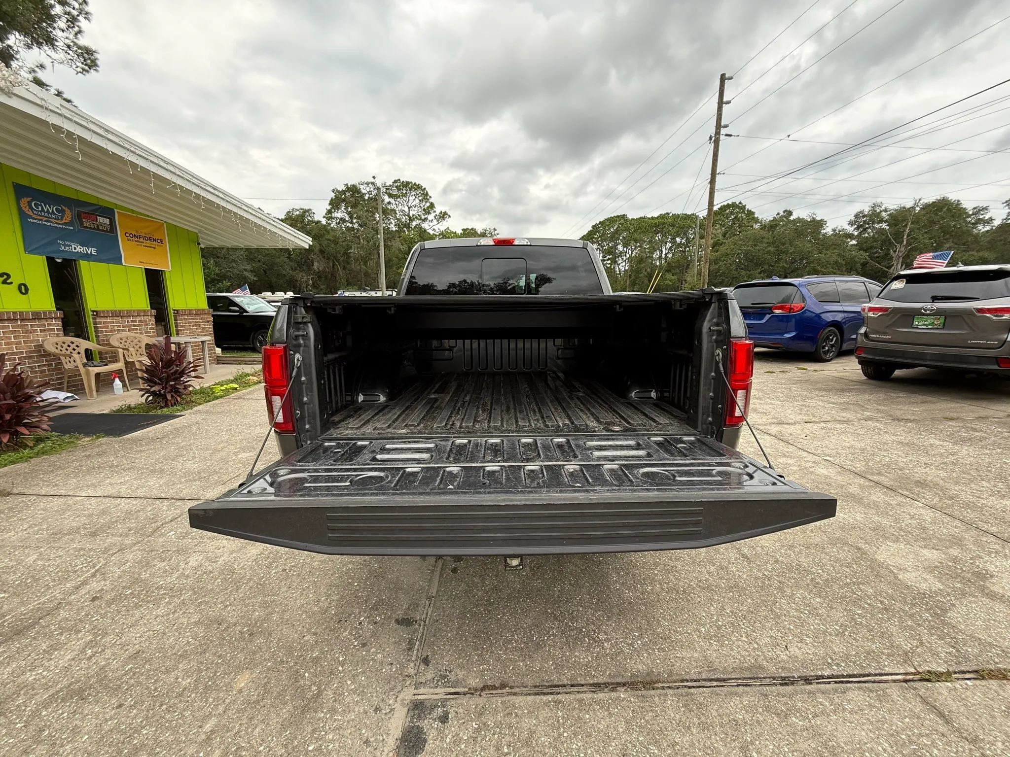 Used 2020 Ford F150 XLT w/ Equipment Group 302A Luxury RWD image 17