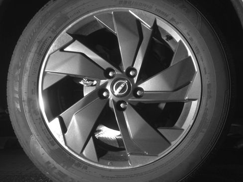 Used 2025 Nissan Rogue SV FWD image 15