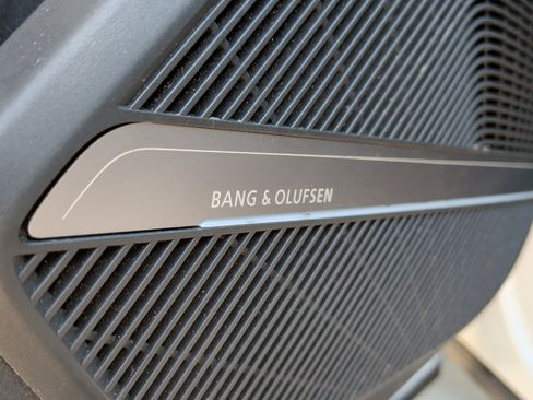 Certified 2024 Audi Q5 e Premium Plus w/ Premium Plus Package image 30