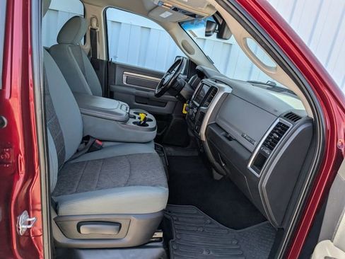 Used 2018 RAM 1500 Big Horn AWD/4WD image 34