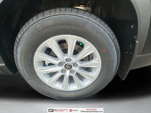 New 2026 Toyota Grand Highlander XLE image 18