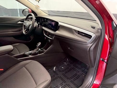 Used 2024 Buick Encore GX Preferred FWD image 67