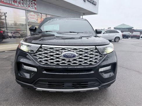 Used 2020 Ford Explorer Platinum w/ Premium Technology Package image 4
