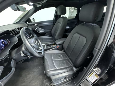 Used 2020 Audi Q3 2.0T Premium Plus w/ Premium Plus Package AWD/4WD image 12