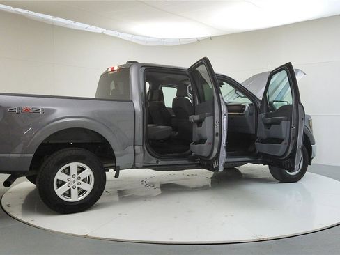 Used 2023 Ford F150 XLT image 13