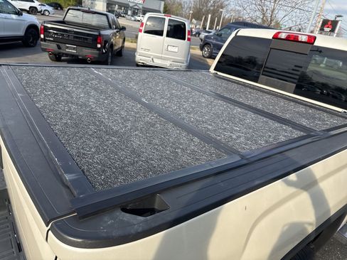 Used 2014 GMC Sierra 1500 SLT AWD/4WD image 24