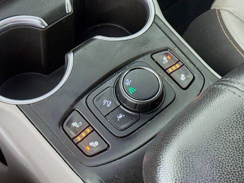 Used 2021 GMC Terrain SLT FWD image 21