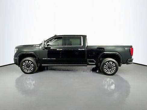 Used 2025 GMC Sierra 3500 Denali Ultimate AWD/4WD image 5