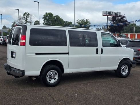Used 2014 Chevrolet Express 3500 LT w/ LT Preferred Equipment Group RWD image 27