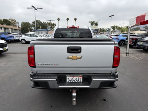 Used 2020 Chevrolet Colorado W/T w/ WT Convenience Package AWD/4WD image 7