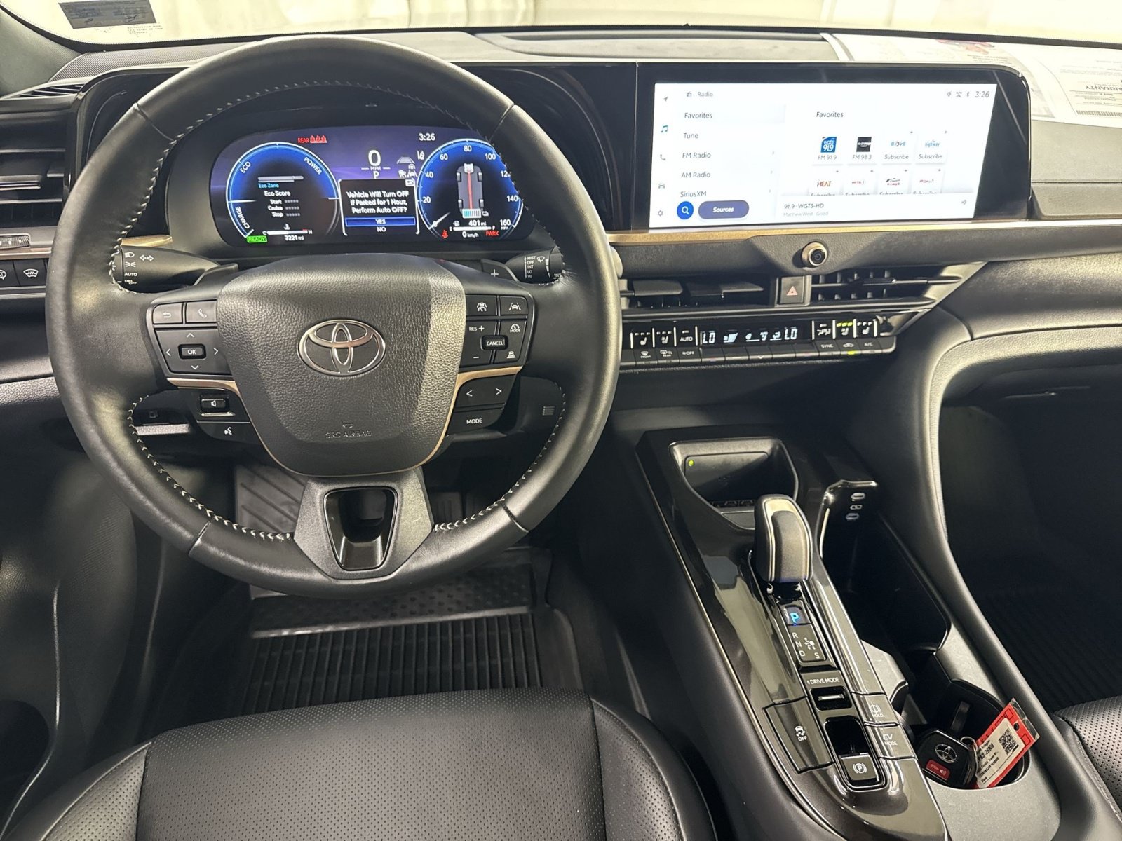 Used 2025 Toyota Crown Signia AWD/4WD image 34