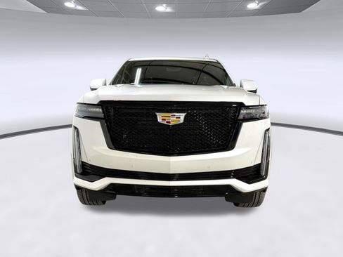 Certified 2023 Cadillac Escalade ESV Sport Platinum AWD/4WD image 6