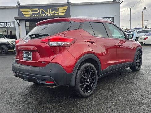Used 2020 Nissan Kicks SV image 8