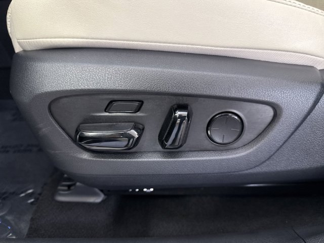 Certified 2026 Lexus RX 350 AWD w/ Convenience Package image 22