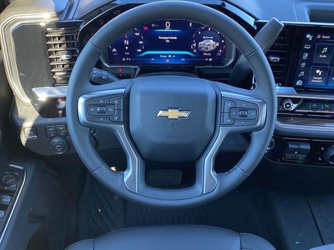 New 2026 Chevrolet Silverado 1500 LT w/ Z71 Off-Road Package image 8