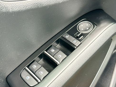 Used 2020 Kia Soul EX image 8