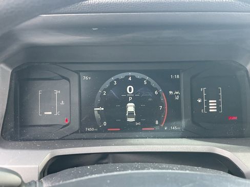 Used 2025 Toyota Tacoma SR5 image 8