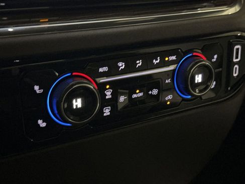 Used 2023 Chevrolet Silverado 1500 LT w/ Protection Package image 17