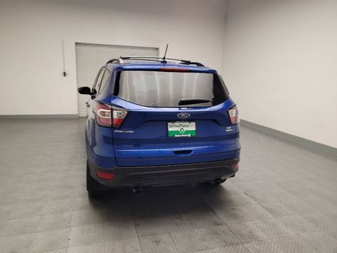 Used 2018 Ford Escape SE w/ SE Sport Appearance Package AWD/4WD image 6