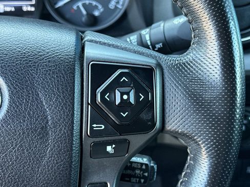 Used 2021 Toyota Tacoma TRD Off-Road w/ Technology Package image 30