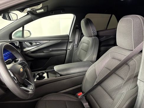Certified 2025 Chevrolet Blazer EV LT w/ LPO, All-Weather Mat Package FWD image 31