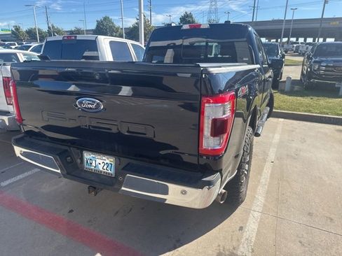 Used 2021 Ford F150 Lariat w/ Equipment Group 501A Mid image 3