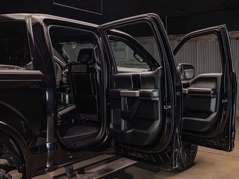 Used 2019 Ford F150 Platinum w/ Equipment Group 701A Luxury AWD/4WD image 34