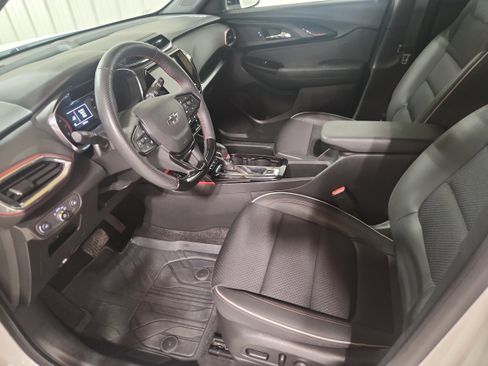 Used 2023 Chevrolet TrailBlazer RS w/ Convenience Package image 12