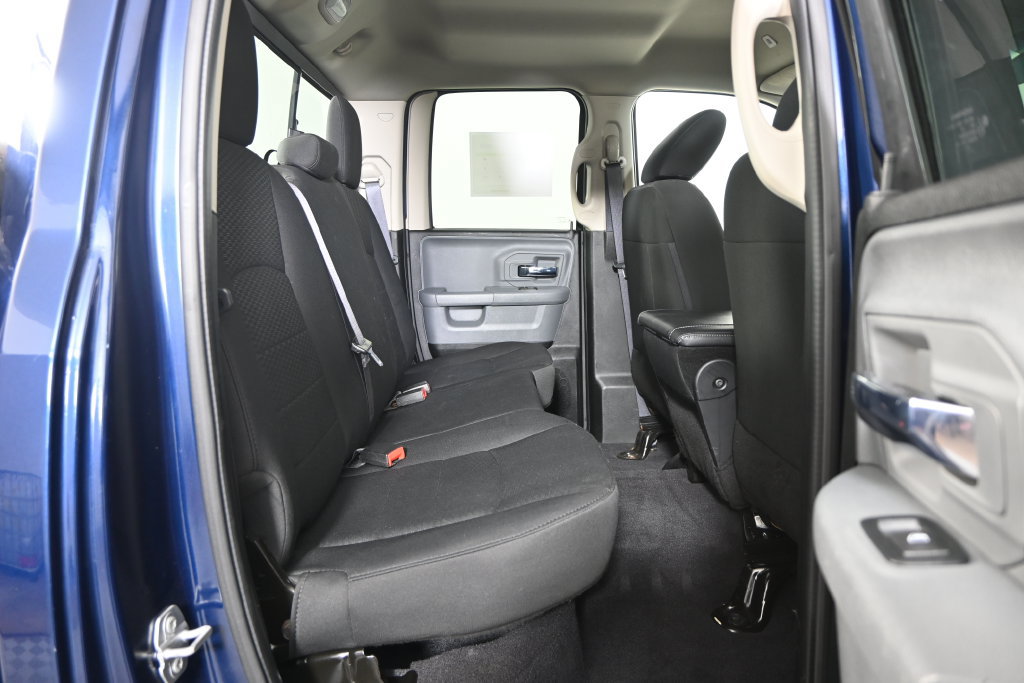 Used 2019 RAM 1500 Warlock AWD/4WD image 16