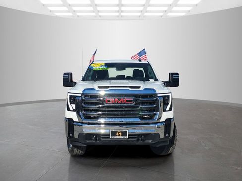 New 2026 GMC Sierra 2500 SLE w/ SLE Value Package; image 2