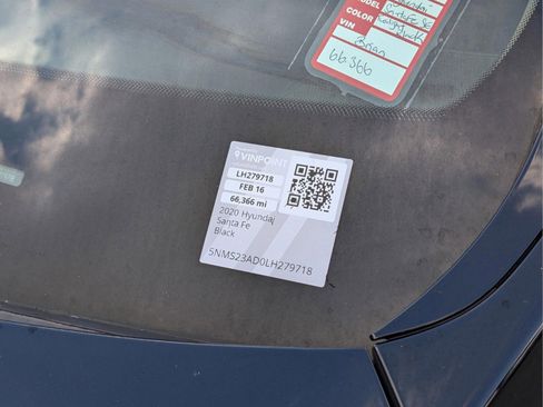 Used 2020 Hyundai Santa Fe SE image 14