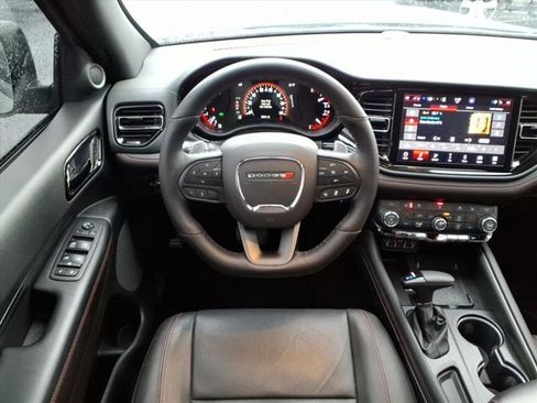 Used 2025 Dodge Durango GT image 7