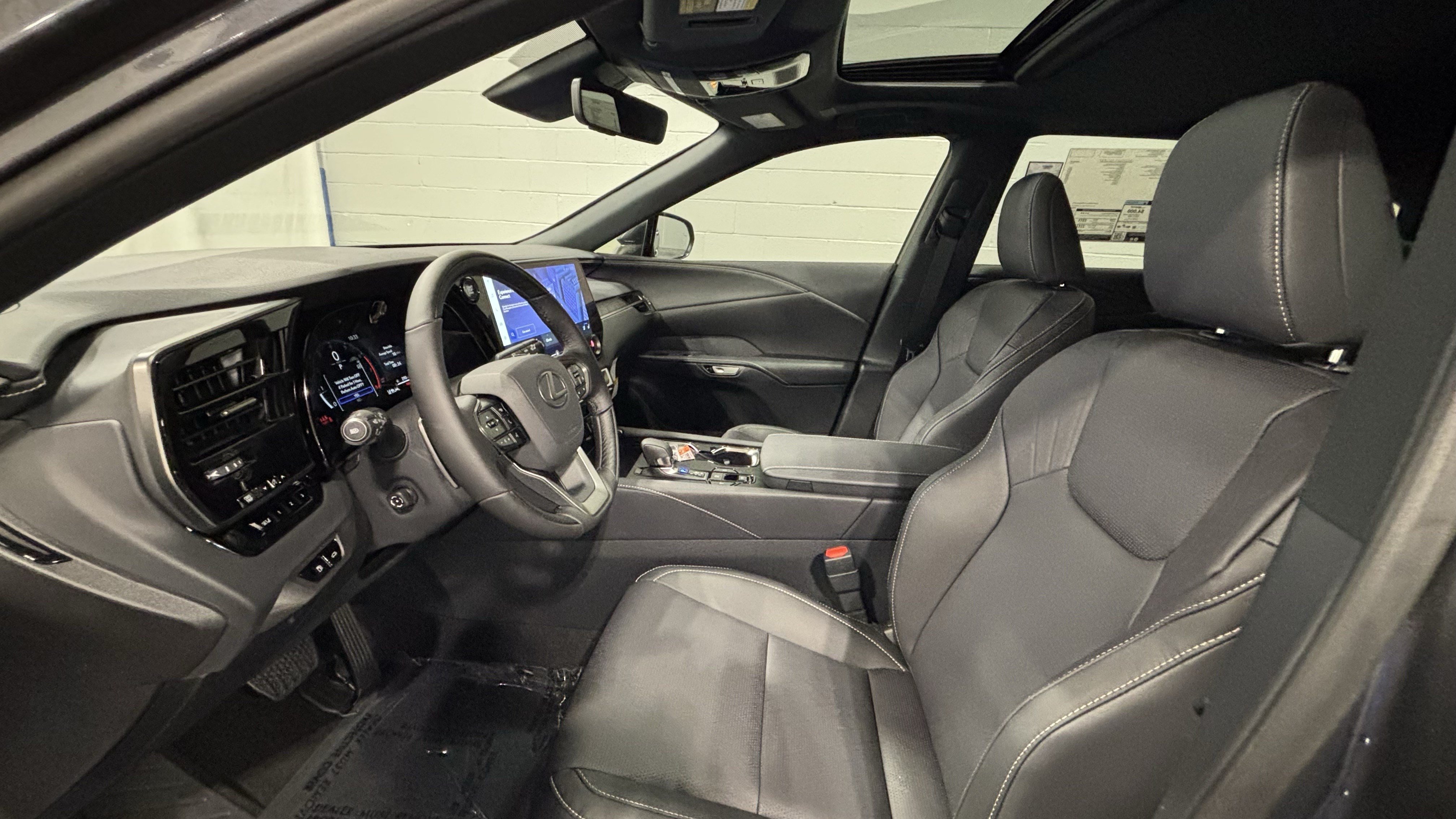 Used 2026 Lexus RX 350 Premium Plus w/ Accessory Package (K3) FWD image 29
