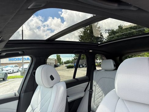 New 2026 BMW X5 xDrive40i w/ M Sport Package AWD/4WD image 17