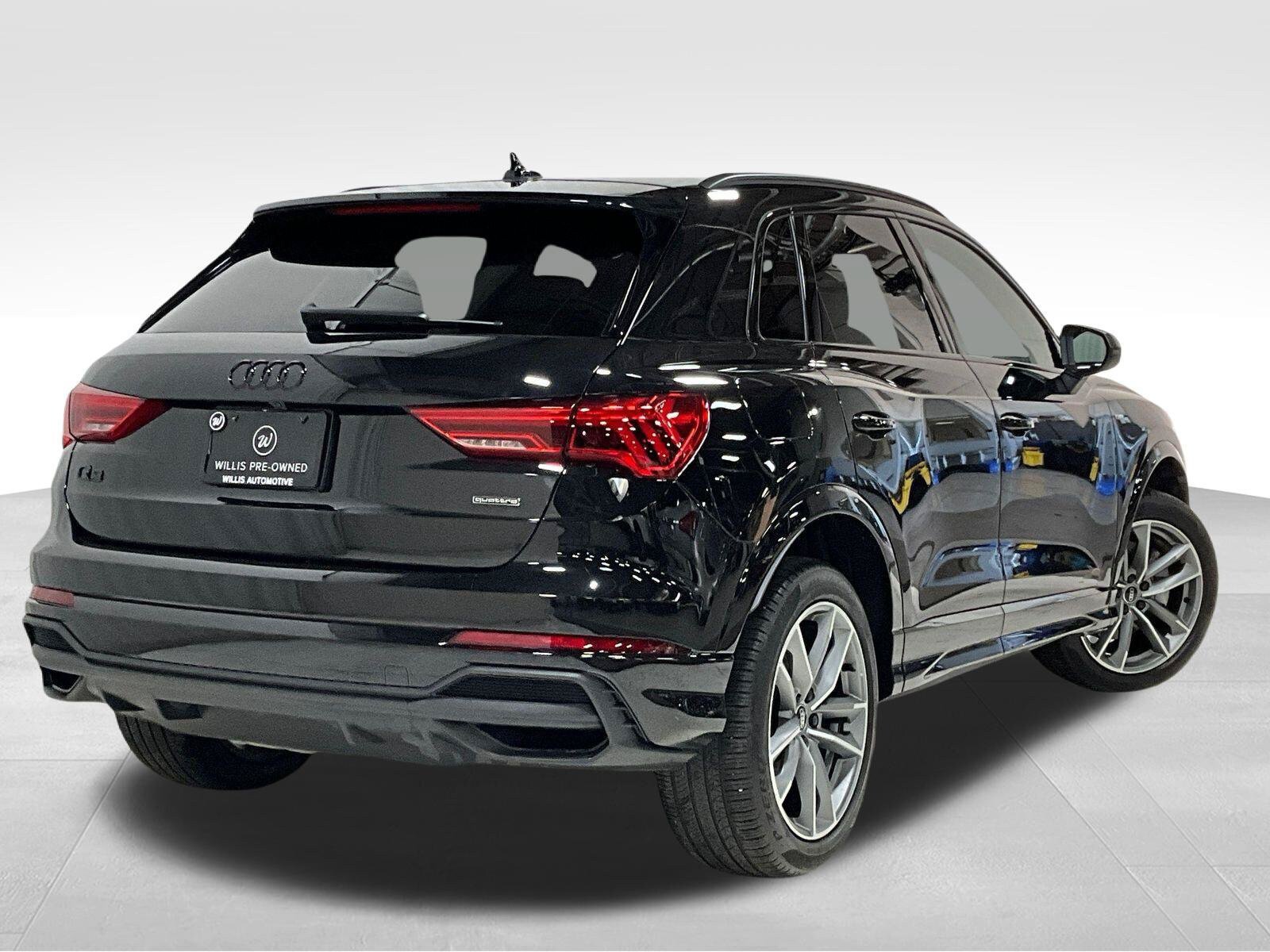 Used 2023 Audi Q3 2.0T Premium Plus AWD/4WD image 4