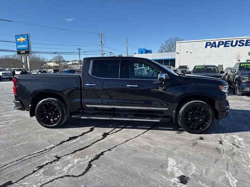 Used 2023 Chevrolet Silverado 1500 High Country w/ High Country Premium Package image 2