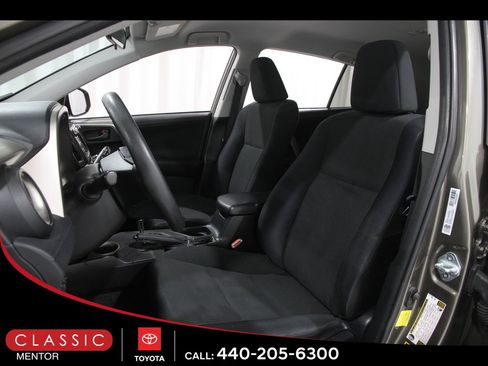 Used 2014 Toyota RAV4 LE image 5