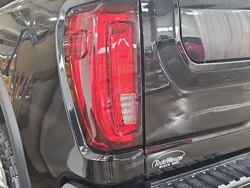 Used 2020 GMC Sierra 2500 Denali w/ Denali Ultimate Package image 40