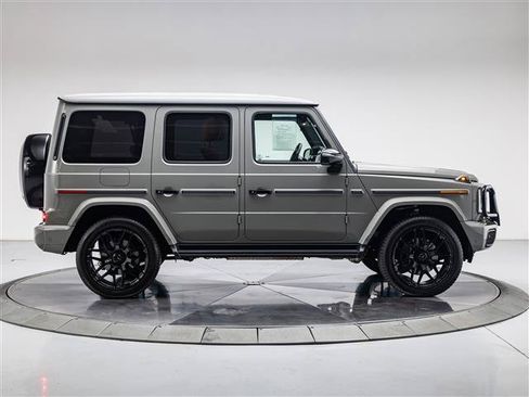 Used 2025 Mercedes-Benz G 550 image 6