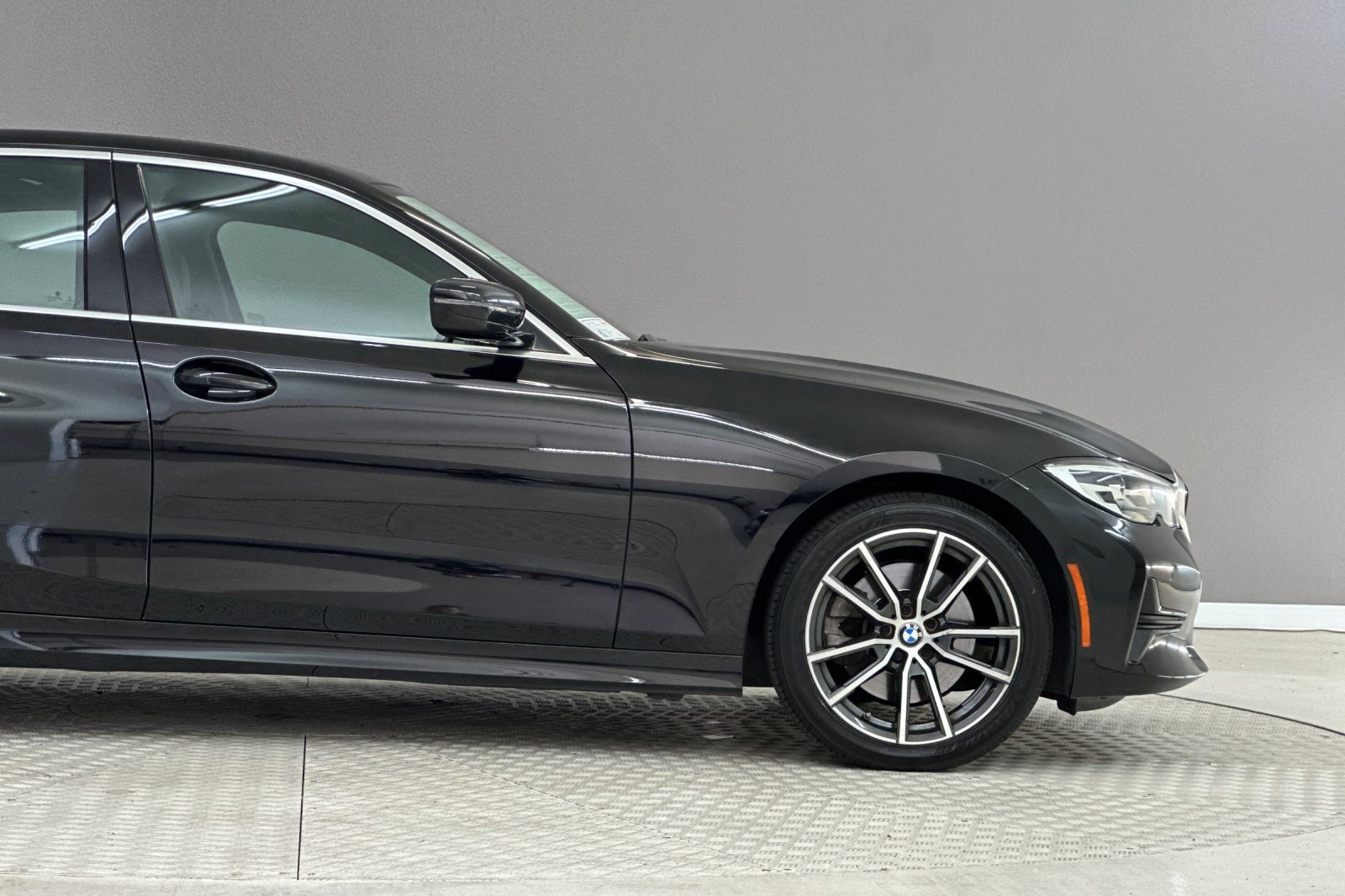 Used 2020 BMW 330i Sedan w/ Driving Assistance Package RWD image 34