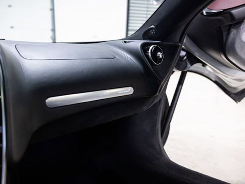Used 2022 McLaren GT RWD image 47