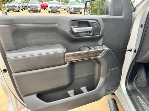 Used 2019 Chevrolet Silverado 1500 LT w/ All-Star Edition AWD/4WD image 27