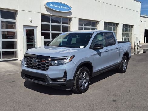 Used 2024 Honda Ridgeline TrailSport image 10