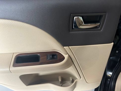 Used 2009 Ford Taurus SEL FWD image 53