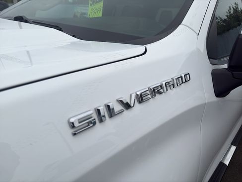 Used 2023 Chevrolet Silverado 1500 LTZ image 3