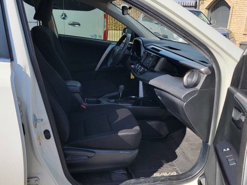 Used 2017 Toyota RAV4 LE image 25